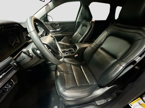 Used 2022 Lincoln Corsair FWD image 22