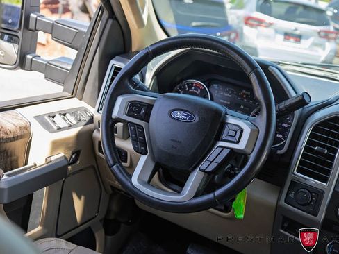 Used 2018 Ford F250 Lariat w/ Lariat Value Package AWD/4WD image 41