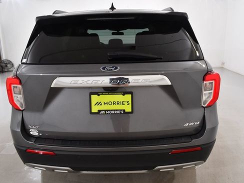 Used 2022 Ford Explorer XLT w/ Equipment Group 202A AWD/4WD image 13