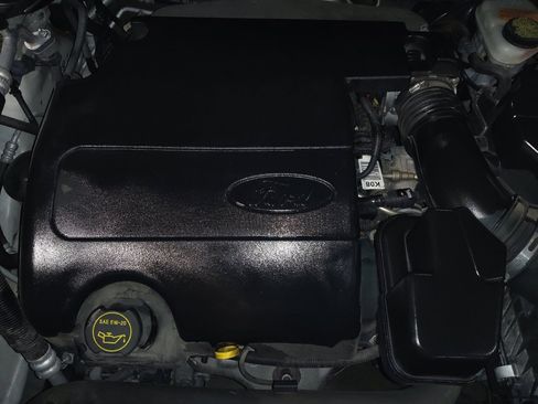 Used 2017 Ford Explorer XLT image 30