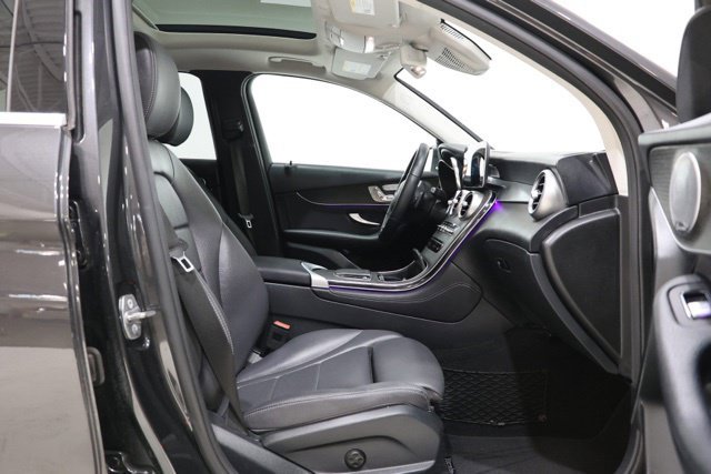 Used 2020 Mercedes-Benz GLC 300 4MATIC image 37