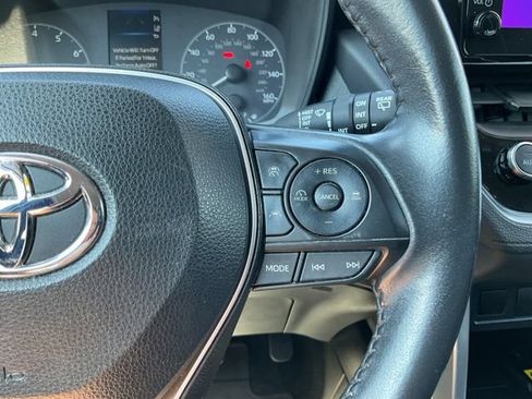 Used 2023 Toyota Corolla Cross LE FWD image 24