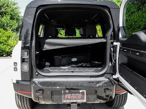 New 2026 Land Rover Defender 110 X-Dynamic SE AWD/4WD image 60