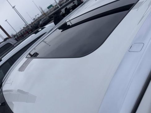 Used 2018 Toyota Highlander XLE image 7