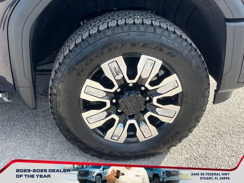 New 2025 GMC Sierra 2500 Denali w/ Denali Reserve Package image 20