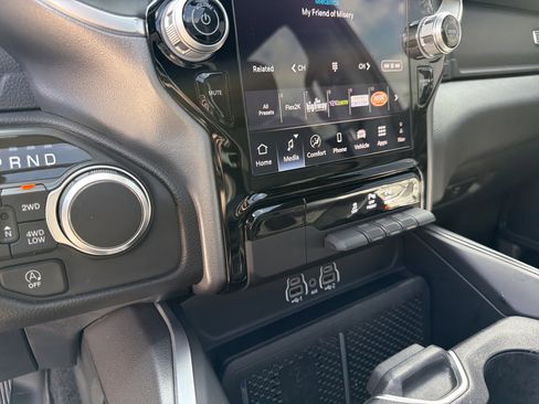 Used 2025 RAM 1500 Big Horn image 20