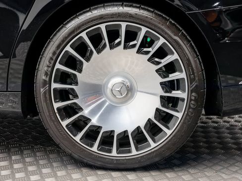 Used 2020 Mercedes-Benz Maybach S 560 4MATIC image 58