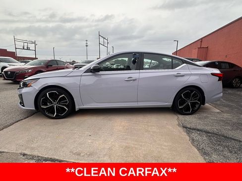 Certified 2024 Nissan Altima 2.5 SR w/ SR Premium Package FWD image 2