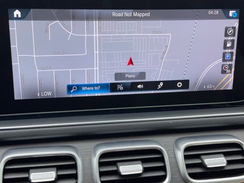 Used 2021 Mercedes-Benz GLS 450 4MATIC image 24