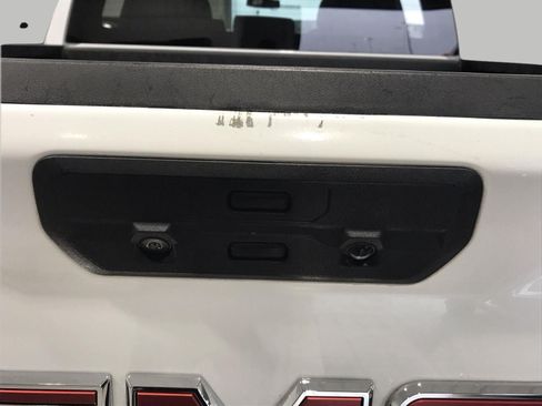 Certified 2022 GMC Sierra 1500 SLT w/ Driver Alert Package I AWD/4WD image 30