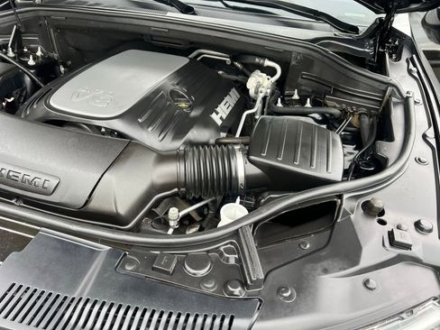 Used 2021 Dodge Durango R/T w/ SRT Interior Appearance Group AWD/4WD image 19