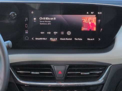 Used 2026 Buick Encore GX Avenir w/ Avenir Technology Package FWD image 18