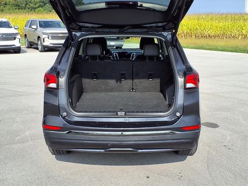 Used 2022 Chevrolet Equinox Premier w/ Redline Edition image 8