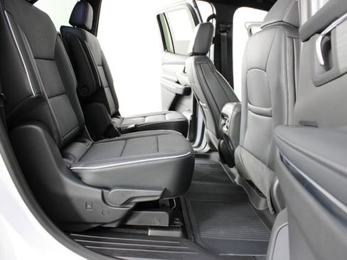 New 2026 Buick Enclave Preferred w/ Power Package AWD/4WD image 25