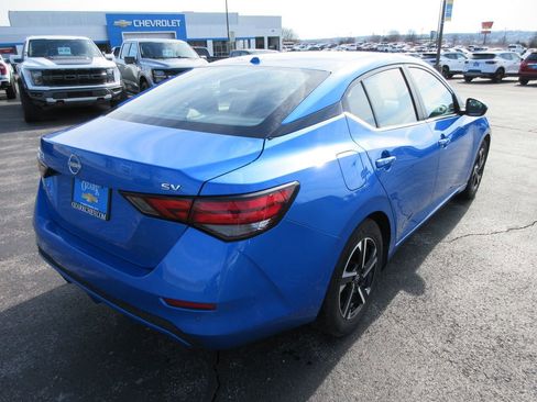 Used 2024 Nissan Sentra SV image 5