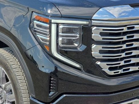 Used 2024 GMC Sierra 1500 Denali w/ Denali Reserve Package AWD/4WD image 46