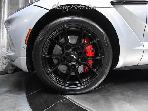 Used 2022 Aston Martin DBX AWD/4WD image 49