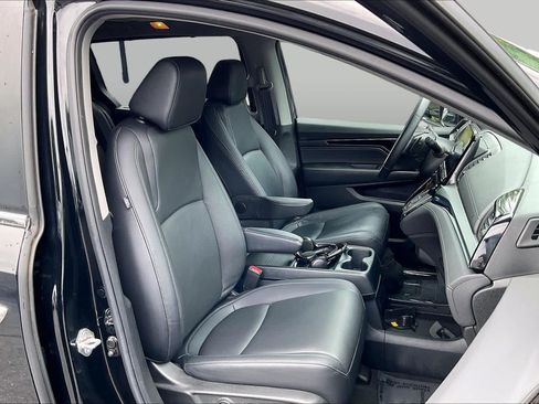 Used 2023 Honda Odyssey Touring image 8