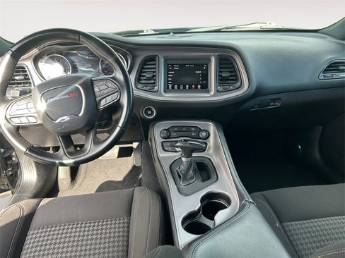 Used 2023 Dodge Challenger SXT image 10