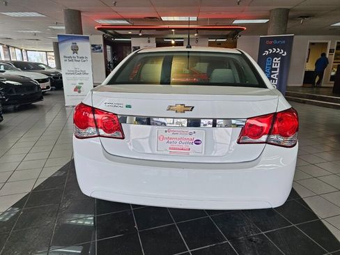 Used 2012 Chevrolet Cruze Eco image 7