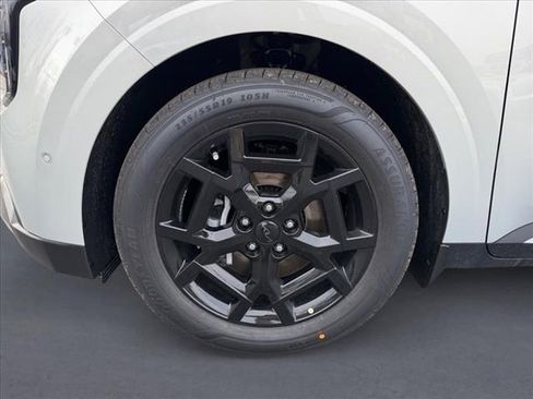 New 2026 Kia Carnival SX Prestige image 9