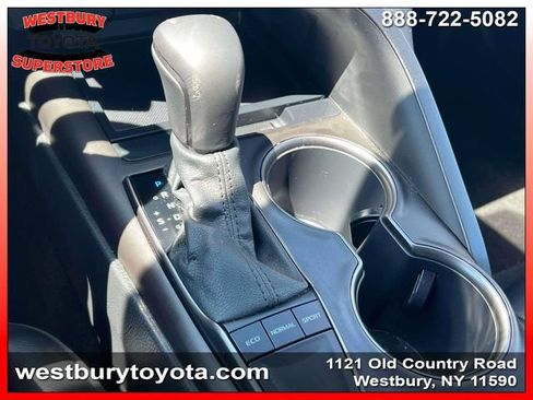 Certified 2022 Toyota Camry SE w/ Carpet Mat Package (TMS) FWD image 30