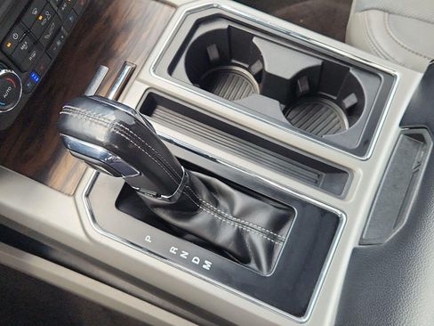 Used 2018 Ford F150 Lariat RWD image 16
