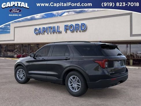 New 2026 Ford Explorer Active RWD image 4