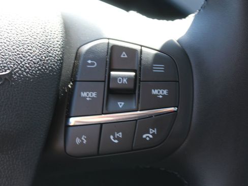 New 2025 Ford Maverick XLT w/ Equipment Group 301A image 21