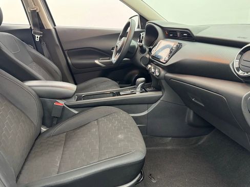 Used 2024 Nissan Kicks SV image 28