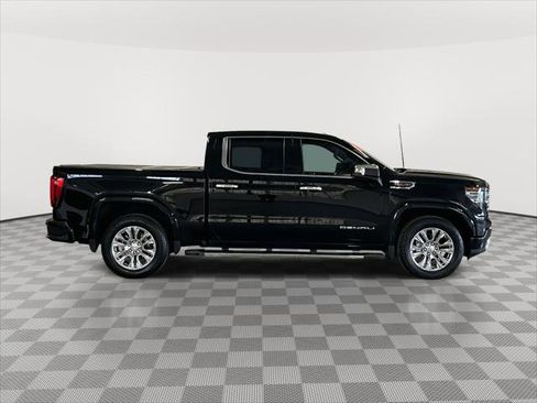 Used 2023 GMC Sierra 1500 Denali w/ Technology Package image 4