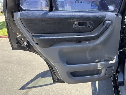 Used 1998 Honda CR-V LX image 30