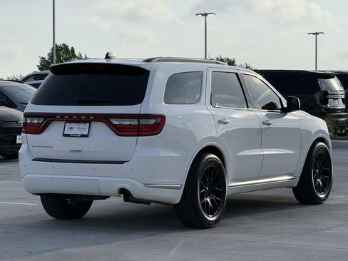 Used 2022 Dodge Durango SXT w/ Anodized Platinum Package image 4
