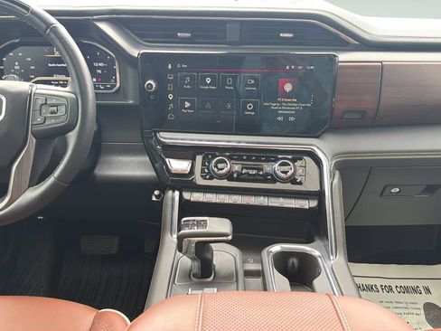 Used 2025 GMC Sierra 1500 Denali Ultimate AWD/4WD image 17