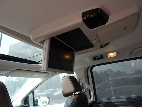 Used 2025 Honda Odyssey Elite image 15