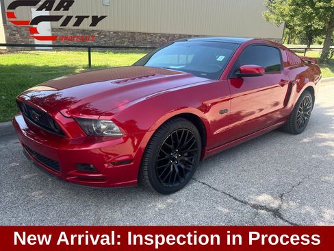 Used 2013 Ford Mustang GT Premium w/ Electronics Pkg RWD image 1