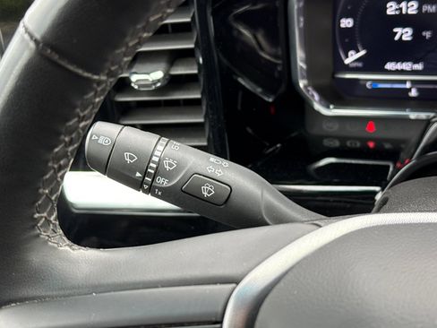 Used 2025 GMC Sierra 1500 SLT image 33