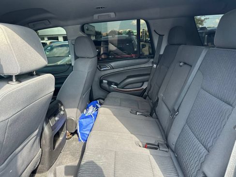 Used 2018 GMC Yukon SLE w/ SLE Value Package AWD/4WD image 12