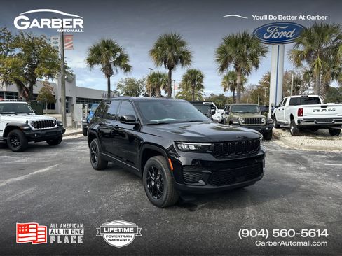 New 2025 Jeep Grand Cherokee Altitude image 1