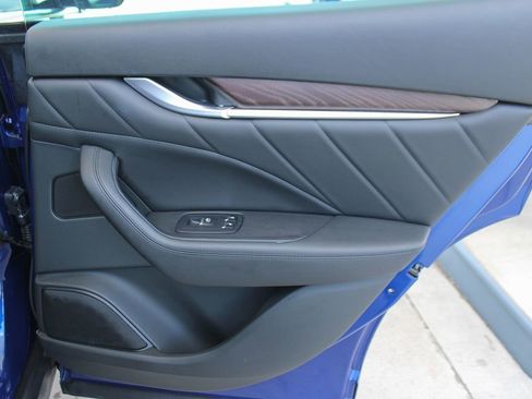 Used 2023 Maserati Levante GT image 36