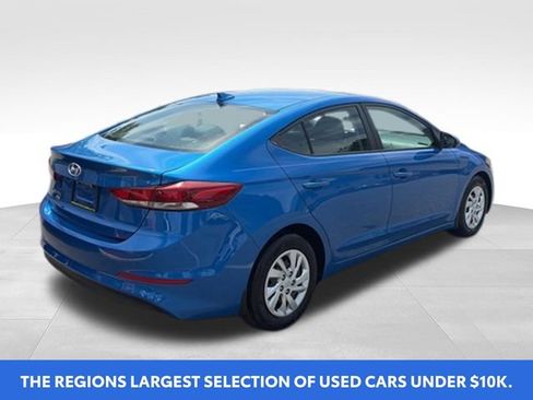 Used 2017 Hyundai Elantra SE FWD image 3