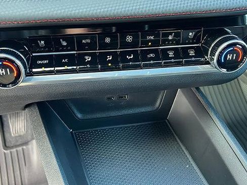 New 2026 Chevrolet Equinox RS w/ Convenience Package III image 21