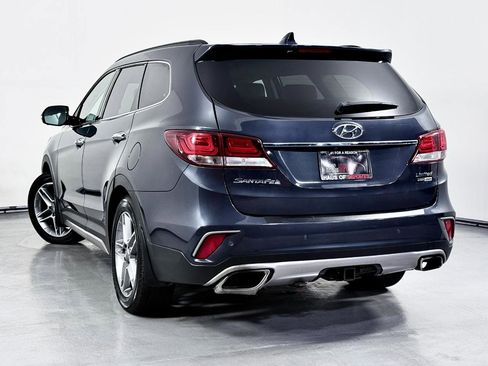 Used 2017 Hyundai Santa Fe Limited w/ Cargo Package image 9