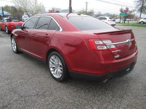 Used 2013 Ford Taurus Limited FWD image 6