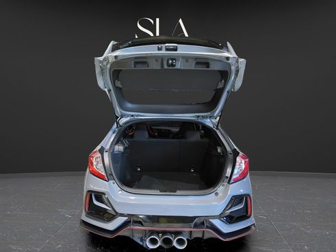 Used 2021 Honda Civic Type R image 11