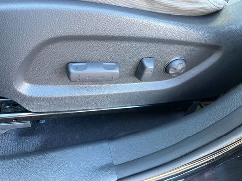 Used 2014 Hyundai Santa Fe GLS image 13