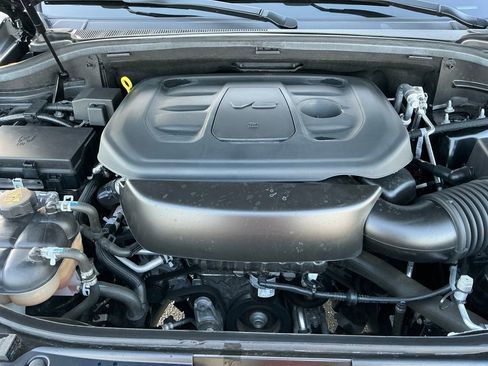 Used 2021 Jeep Grand Cherokee Laredo X image 25