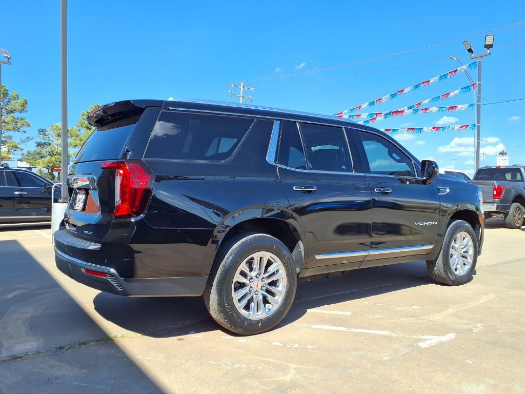 Used 2021 GMC Yukon SLT w/ SLT Premium Package RWD image 3