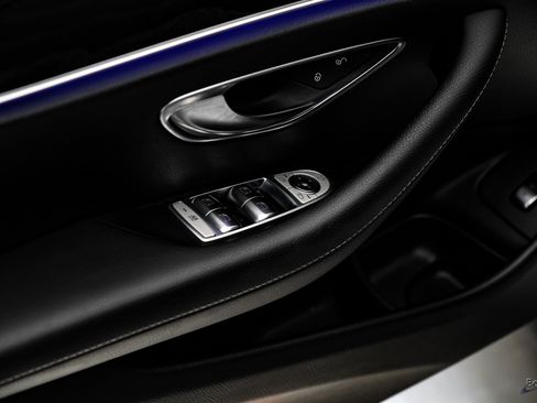 Used 2020 Mercedes-Benz E 350 4MATIC Sedan w/ Parking Assistance Package image 76