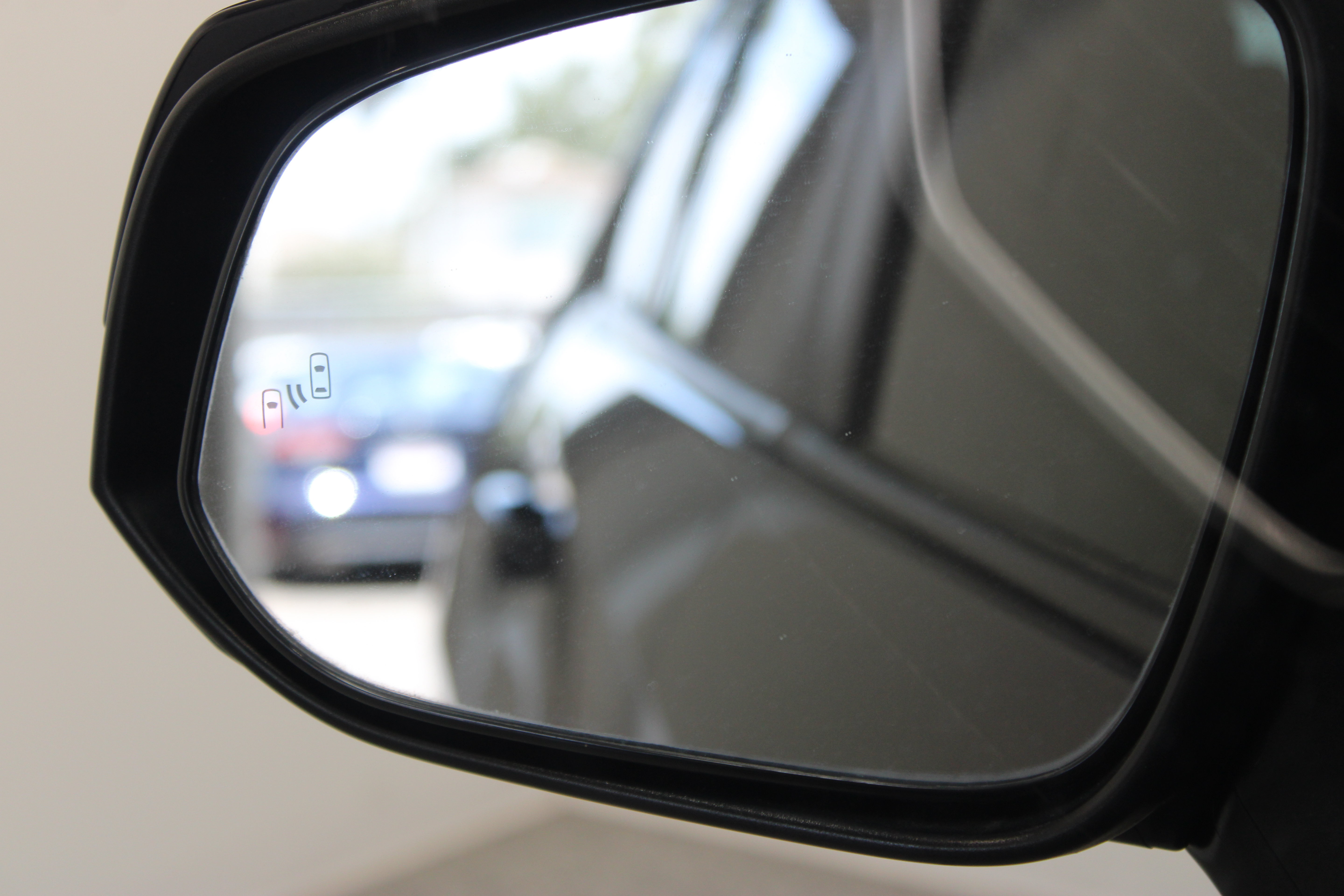 Used 2025 Toyota RAV4 XLE FWD image 22